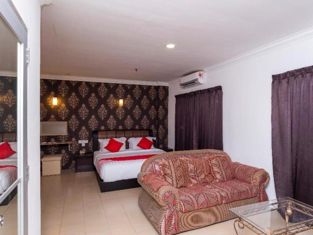 Super Oyo 1114 Neo Pegasus Hotel Segamat Eksteriør bilde