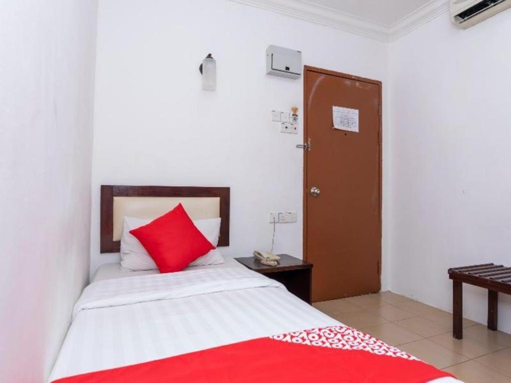 Super Oyo 1114 Neo Pegasus Hotel Segamat Eksteriør bilde