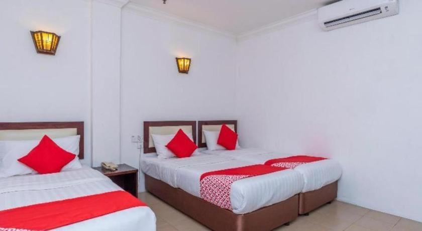 Super Oyo 1114 Neo Pegasus Hotel Segamat Eksteriør bilde