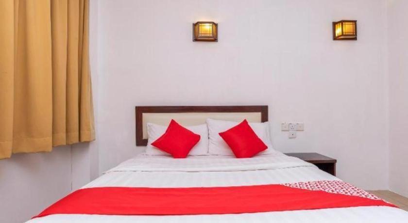 Super Oyo 1114 Neo Pegasus Hotel Segamat Eksteriør bilde
