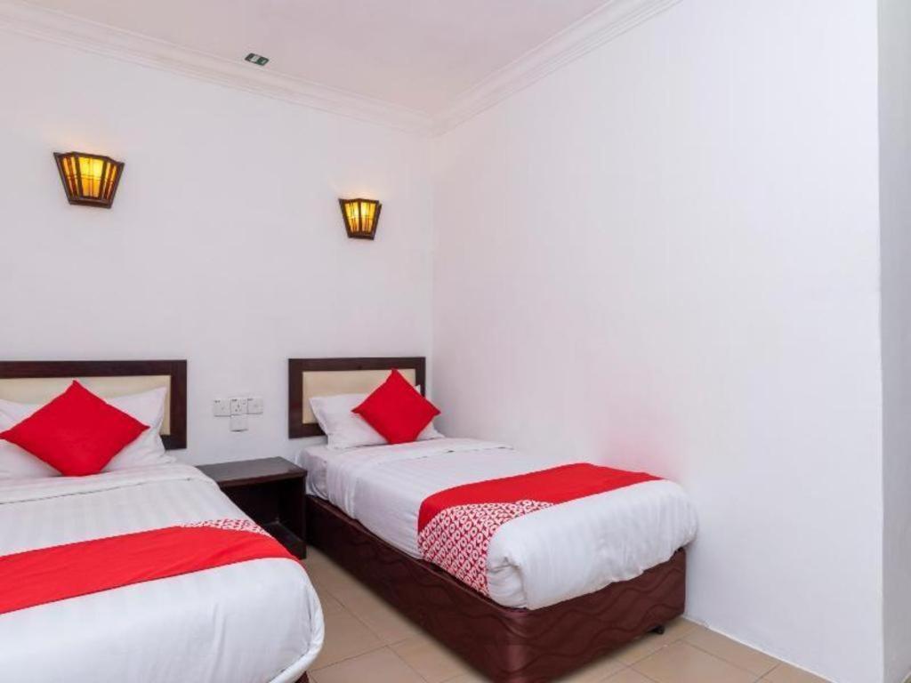 Super Oyo 1114 Neo Pegasus Hotel Segamat Eksteriør bilde