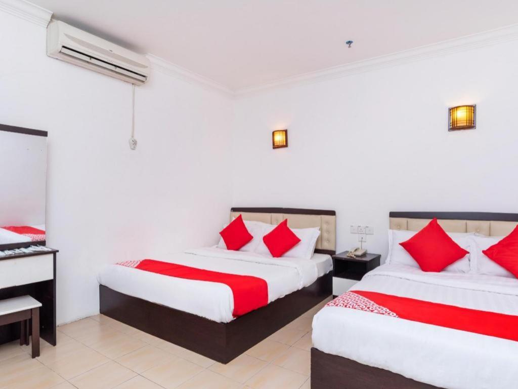 Super Oyo 1114 Neo Pegasus Hotel Segamat Eksteriør bilde